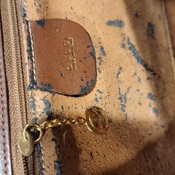 Authentic Gucci Kelly bag with strap - Picture 10 of 12